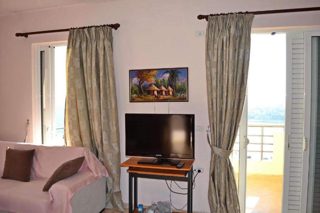 Apartment Elena-1 Sarandë Exteriör bild